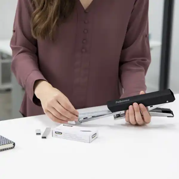 https://www.qolnexvarzi.info/images/products/big/117054.webp