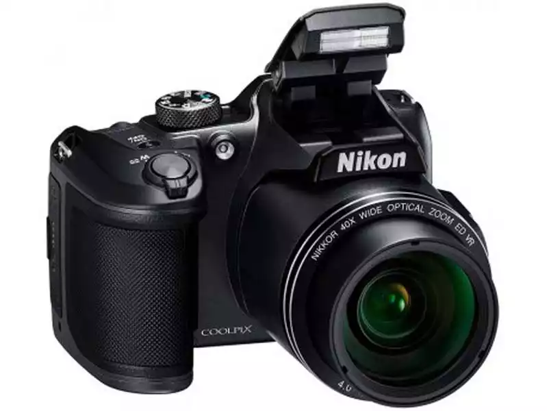 Digitalni fotoaparat Nikon Coolpix B500 Black + POKLON KARTICA 8GB + POKLON TORBA