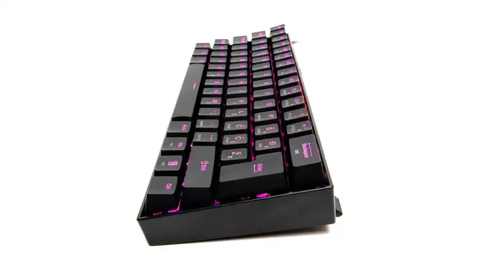 https://www.qolnexvarzi.info/images/products/big/61674.webp
